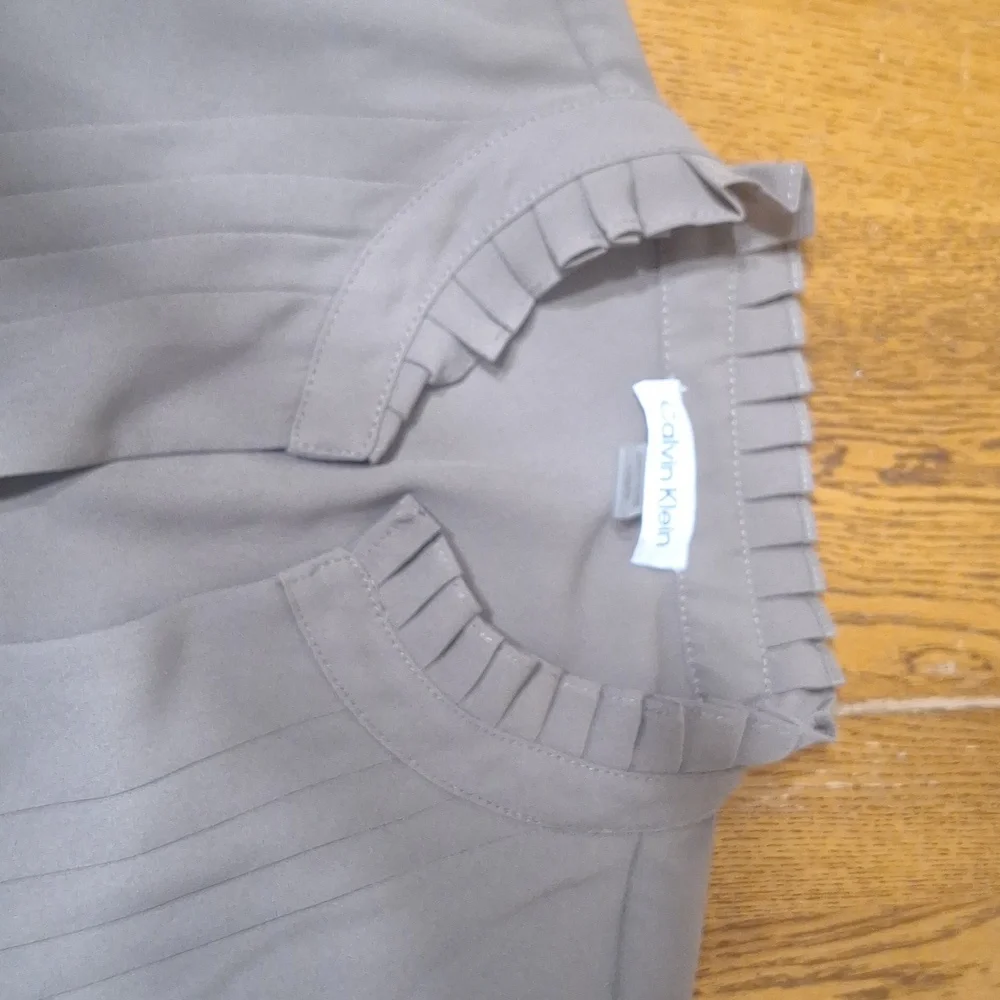 Calvin Klein Flutter Sleeve Shirt - Picture 2 of 3